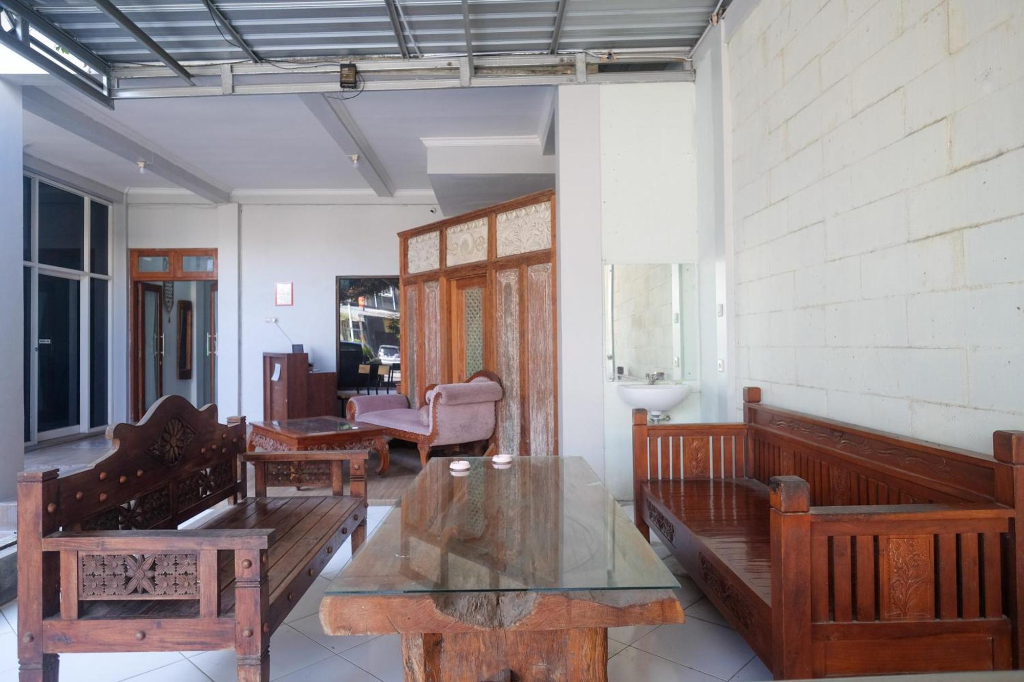 Reddoorz Syariah Near Pakuwon Mall Jogja Kejayan Eksteriør bilde