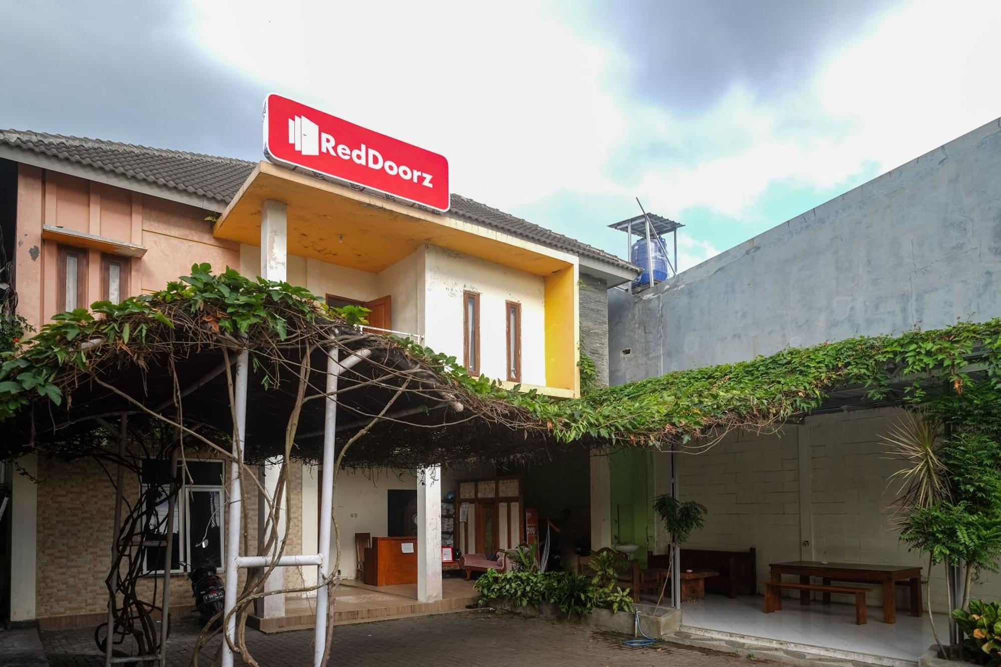 Reddoorz Syariah Near Pakuwon Mall Jogja Kejayan Eksteriør bilde